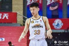 王嵐嵚：這個(gè)賽季的坎坷只有我們自己知道