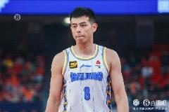 北京三老將合同到期或續(xù)約 老將合同成焦點(diǎn) 球隊(duì)陣容面臨關(guān)鍵抉擇！