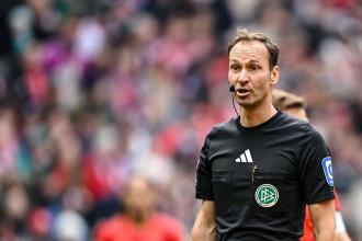 官方宣布丹克特執(zhí)法德國(guó)國(guó)家德比；拜仁在丹克特執(zhí)法的27場(chǎng)比賽中取得22勝