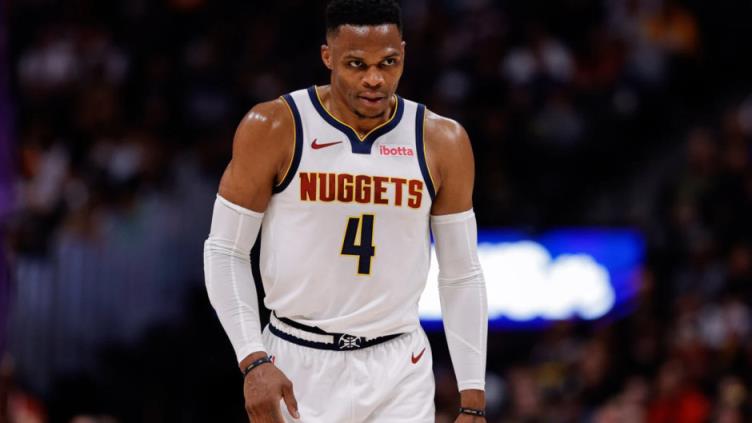 威少與國(guó)王管理層會(huì)面 顯示強(qiáng)烈合作意愿