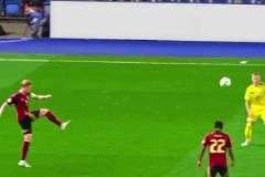 心有靈犀一點(diǎn)通！德布勞內(nèi)傳的漂亮，盧卡庫(kù)打的更漂亮！