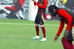 來自贊助商的任務(wù)！德布勞內(nèi)的顛啤酒瓶挑戰(zhàn)！