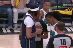 冷靜冷靜！濃眉和莫蘭特情緒起來(lái)了，激動(dòng)對(duì)噴！