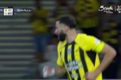 懸念已無？吉達(dá)聯(lián)合3-2達(dá)曼協(xié)作本澤馬傳射建功，剩5輪6分領(lǐng)跑