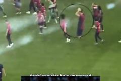 殺人誅心?。∨宓吕镔惡竽７仑惲侄蚰吩乇ь^呆愣