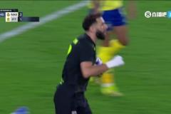 吉達(dá)聯(lián)合扳回一城！本澤馬高高躍起頭球破門！