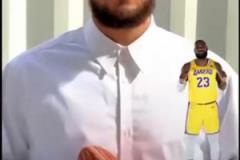 你認(rèn)可嗎？布克心中的最強(qiáng)首發(fā)五人組：詹姆斯KD喬丹科比大夢(mèng)！