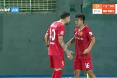 真性情！張志雄為重慶隊進球后，亮出廣州隊隊標護腿板