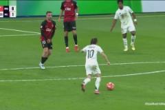 莫德里奇外圍遠(yuǎn)射勢大力沉！馬洛卡門將飛身單掌撲出！