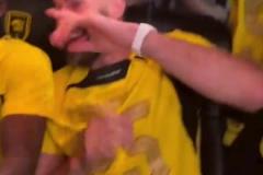 吉達(dá)聯(lián)合加冕沙特聯(lián)冠軍！賽后本澤馬和隊友高唱坎特之歌