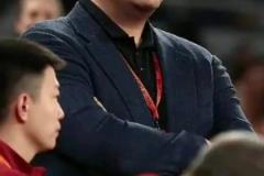 楊毅爆料：歸化李凱爾是CBA某國企出錢辦的，之后想再用他還得再給錢